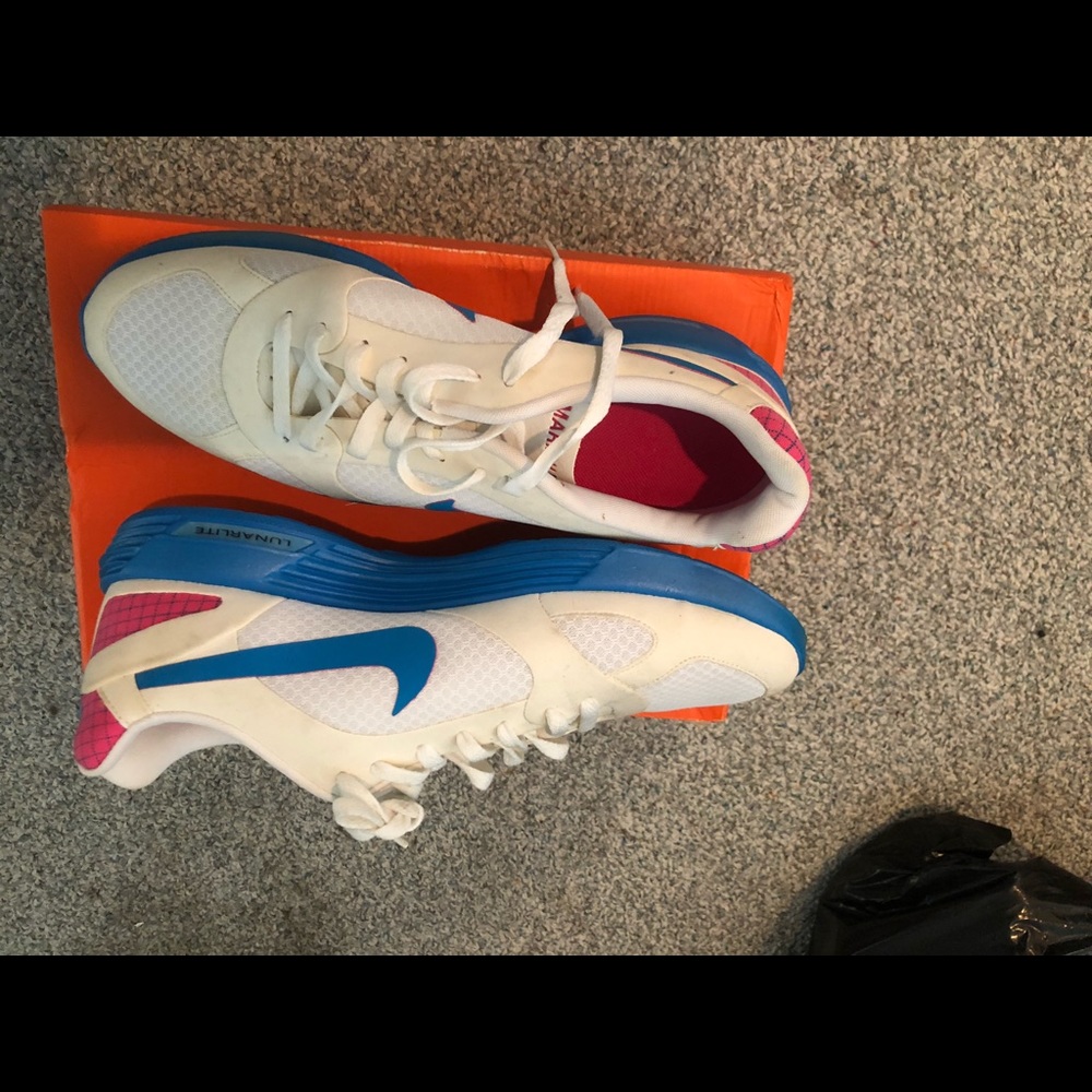 Nike shoes